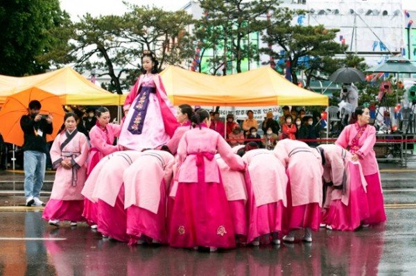 0418 가족여행은 K-PLAY 안동랜드 차전장군노국공주축제로 가자 (4).jpg