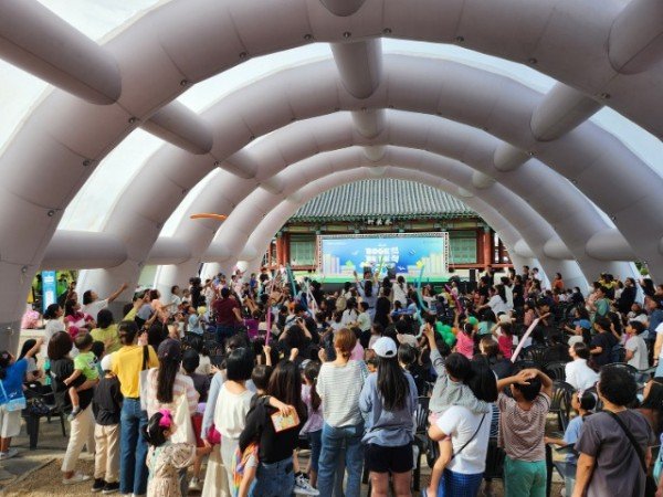 0422 안동시  책의 향기에 물들다 (3)-북적북적 시민독서한마당.jpg