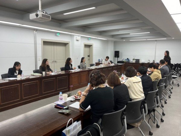 학원분야 소통간담회 사진02 (2).jpeg