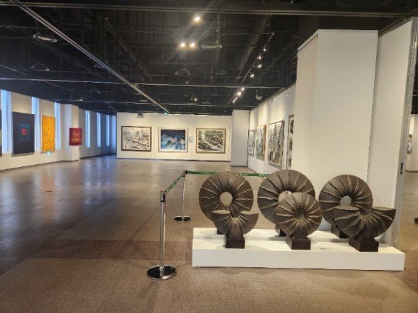 [문화예술과] 정수대전 역대수상작 전시회 2.jpg