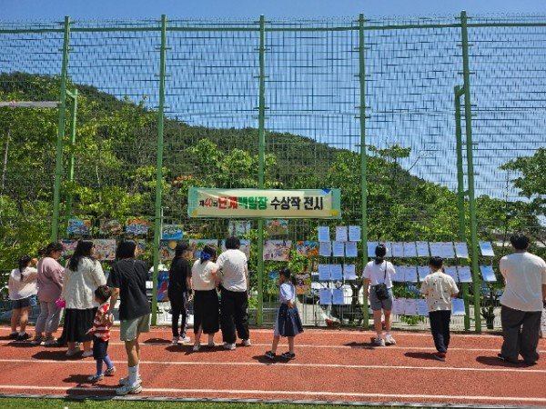 [새마을과] 제41회 단계백일장 개최_전년도 수상작 전시.JPG