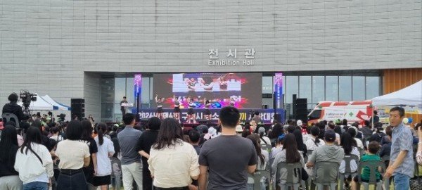 [교육청소년과] 청소년 꿈  끼 자랑대회_경연.jpg