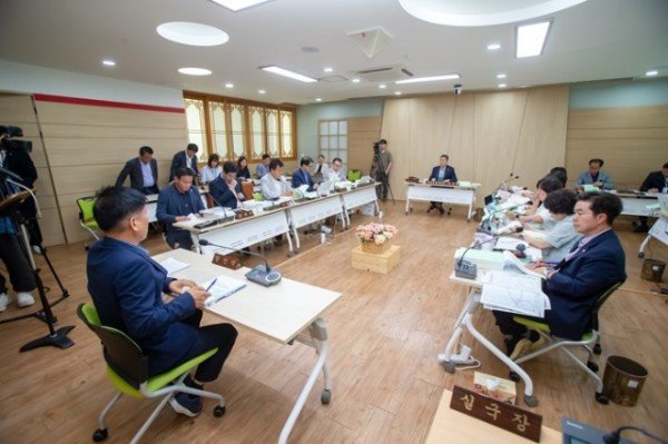 회의 전경.jpg