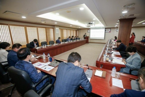 3-2. 개정 정치자금법 설명회 개최.jpg