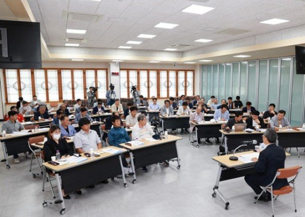 1-4 사진(민선8기 2주년 언론간담회) (2).jpg