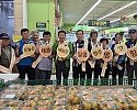 영주-2-2 5일 농협유통 하나로마트 성남전에서 진행된 _망고링 판촉행사_ 기념사진.jpg