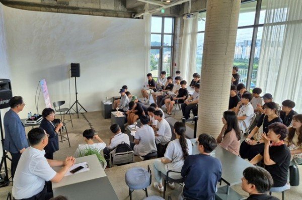 영주-7-1 19일 진행된 _맞춤형 직업특강_ 현장 전경.jpg