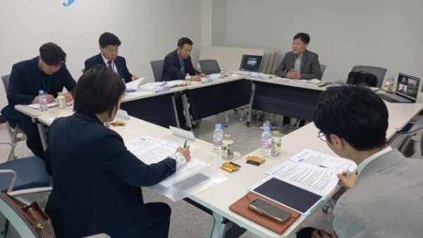 1.경북교육청, 교육부 자율형 공립고 2.0 2차 공모에 7교 선정(지역 여건에 맞는 특색있는 교육모델 운영과 교육력 제고 선도!)(자율형 공립고 2.0 교육부 컨설팅 모습)_01.jpg