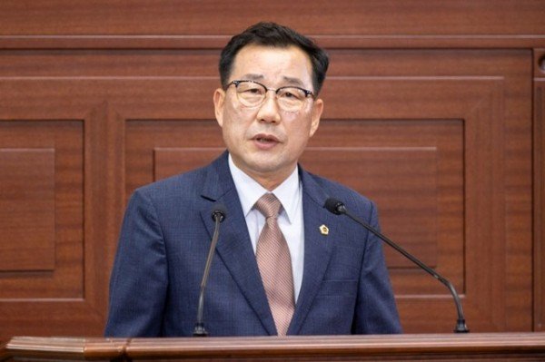 김일수_의원님_도정질문_사진.jpg