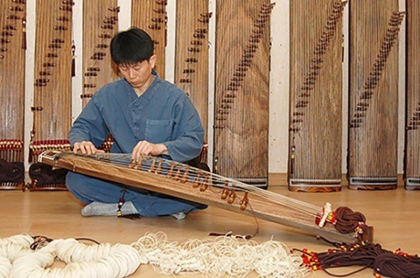 영주-2 가야금 명장 김동환씨.jpg