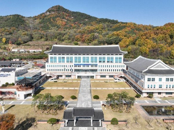 1.경북교육청, 기록관리 기관평가 3회 연속 최우수 등급! 획득(경북교육 사이버박물관 운영과 (가칭)경북교육박물관 건립 사업추진 높이 평가)(전경사진)_01.jpg