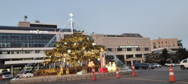 g_db3Ud018svc5ek06uwsulnm_tg3zvl (1).jpg