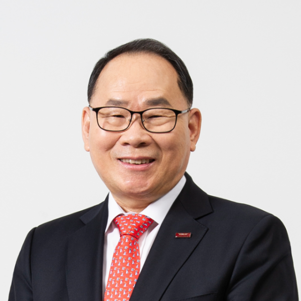 도레이첨단소재 이영관 회장.png