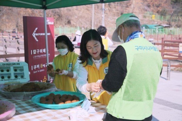 8_33fUd018svce5a60j177qw7_tg3zvl (1).jpg