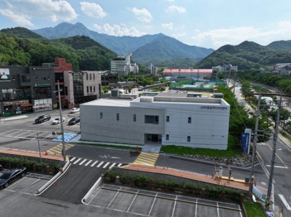 [문화예술과]센터 전경(낮) (4).JPG