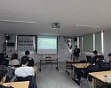 7_9e3Ud018svc17wujuusx4j5s_tg3zvl.jpg