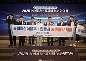 e_66jUd018svcae6cajwmrosc_tg3zvl.jpg