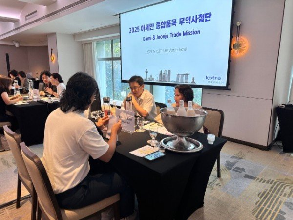 [농식품산업과]25.5.15.싱가포르 현지바이어 미팅 (1).jpeg