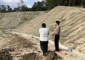 영주-1-1 영주시는 오는 6월13일까지 여름철 자연재난(호우·태풍) 대비 농지·산지전용 허가지 안전점검 실시한다(점검 모습).jpg