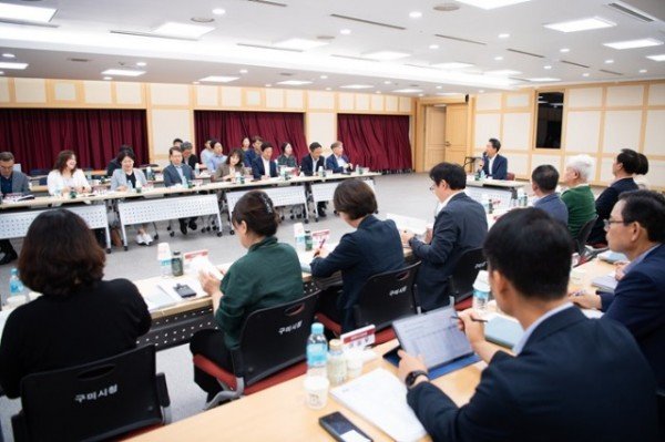 [예산재정과]중간보고회 3.jpg
