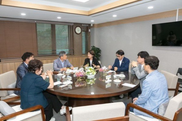 4. 구미시 재정분석 연구회 발대식.jpg