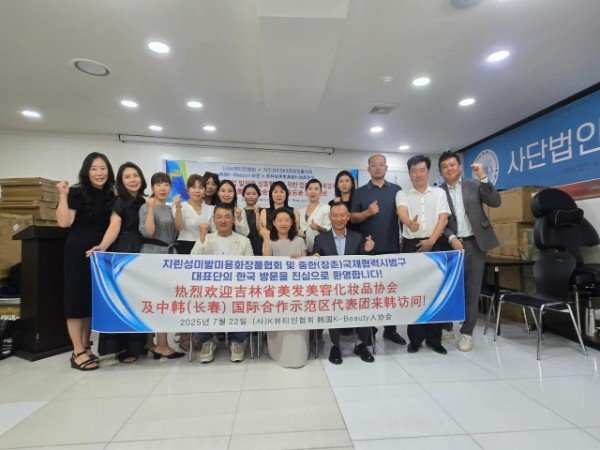 7_130Ud018svc1c9tfon7lv4q0_tg3zvl.jpg