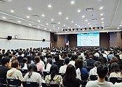 [교육청소년과]진학 고민 덜어준 고입 설명회…구미시  중학생·학부모 800명 몰려2.jpg