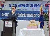 8_136Ud018svc5c34q7bqkzm9_tg3zvl.jpg