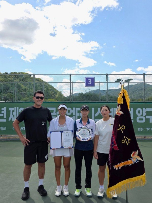 1002 안동시청 테니스선수단  창단 16년 만에 여자 단체전 우승!.jpg