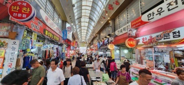 [일자리경제과4]온누리패스 점포현장1.jpg