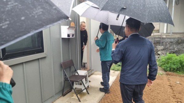 1012 안동시  명절 맞아 산불 이재민 위로 방문 (3).jpg