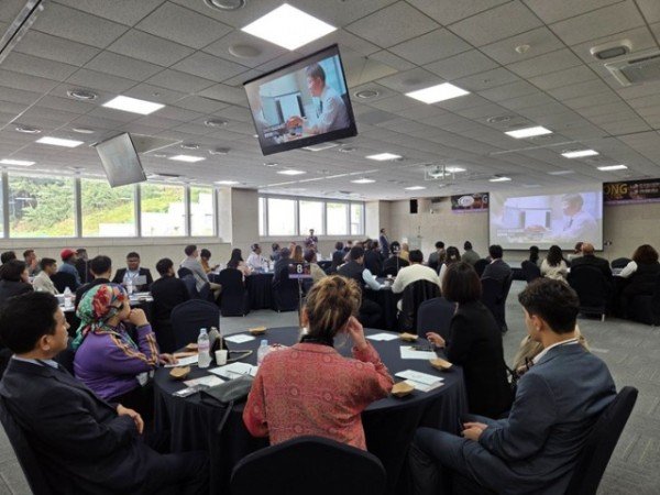 1021 안동시  GBA 리더스 포럼 성황리 개최 (1).jpg