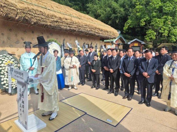 i_3ggUd018svcw2r20qiiume2_tg3zvl (1).jpg