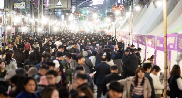 [낭만관광과]205년 구미라면축제 인파1.jpg