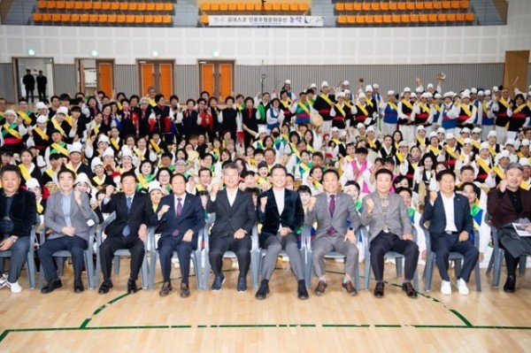 [문화예술과]2025 제7회 구미전국농악경연대잔치(단체사진).jpg