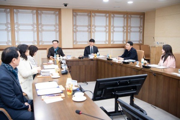 [교육청소년과]IB교육업무협약 ([교육청소년과]회의).jpg