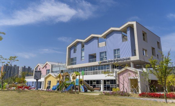 [아이돌봄과]구미시 육아종합지원센터.jpg