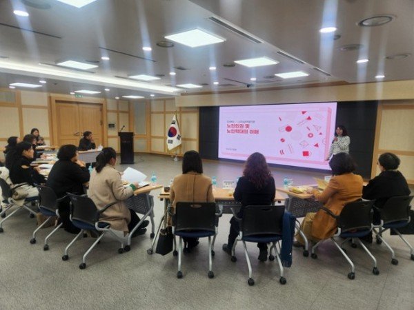 [어르신복지과]2인권 교육.jpeg