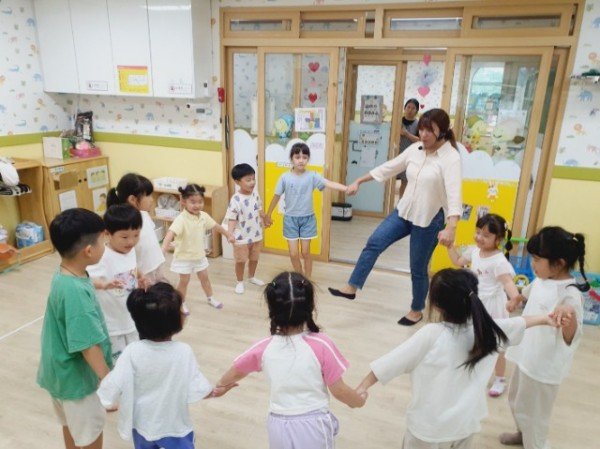 [아이돌봄과]365돌봄 어린이집.jpg