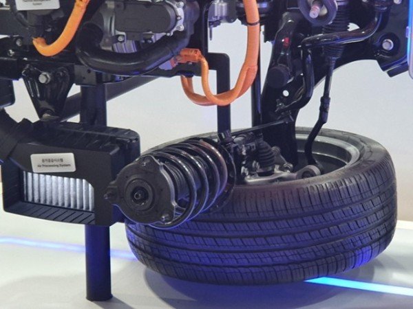 [신산업정책과]1-2. (주)니즈픽스(개발_자동차 방진부품 인슐레이터 브라켓 체결 기술).jpg