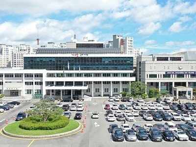 [가족정책과]두 자녀 이상이면 이사비·농수산물 지원…구미시  다자녀 지원 확대(시청전경).jpg