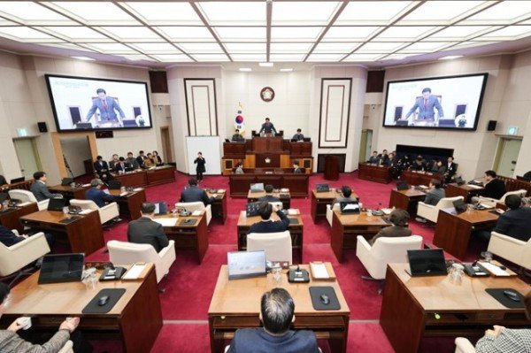 본회의 전경.JPG