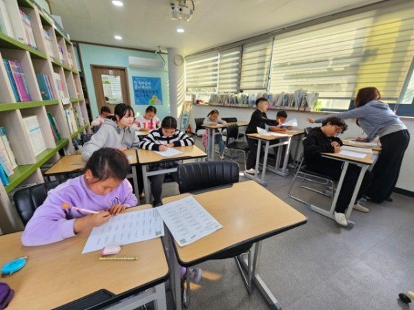 KakaoTalk_20251119_182022380_01 (1).jpg