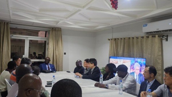 새마을재단 중앙아프리카공화국 출장단 중앙아프리카공화국 Félix Moloua 국무총리 예방.jpg