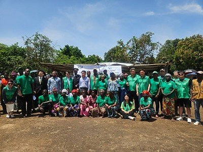 새마을재단 중앙아프리카공화국 출장단 파타마을 현지 방문4.jpg