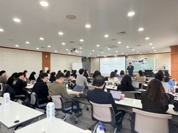 3.경북교육청, 2026 정책혁신아카데미 ‘따뜻한교육전문가과정 10기’운영(이론과 실천을 겸비한 정책전문가 양성, 세계 교육 표준 도약 이끈다)_01.jpg