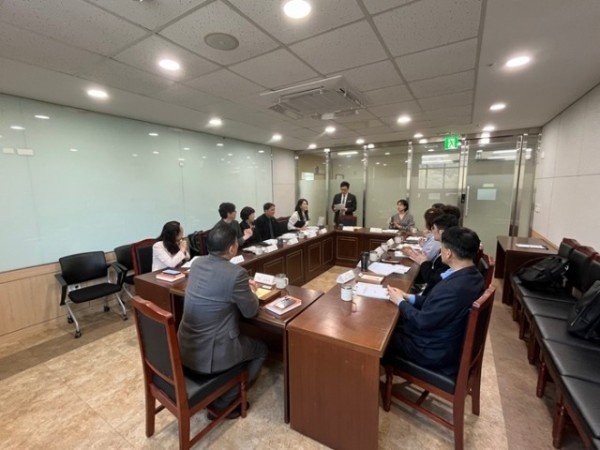 (추가)1.경북교육청, ‘책벗 공방’ 지원단 사전 협의회 개최(교원 책쓰기 역량 강화를 위한 심화형 아카데미 사업 본격 추진)_02.jpg