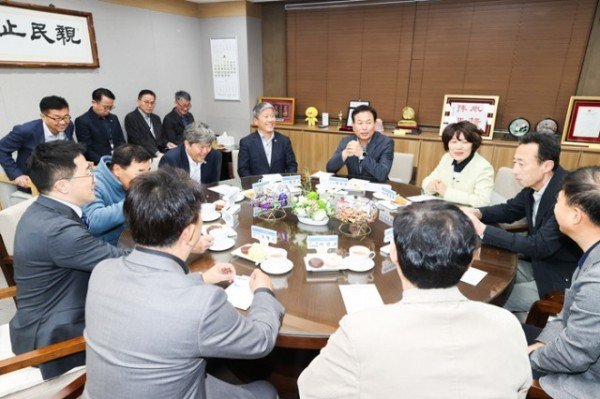 2025회계연도 결산검사위원 위촉식 개최(1).JPG