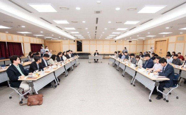 [미래도시전략과]구미시  AI·공간 전략 담은 미래도시포럼 본격 시동 행사사진 4.jpg