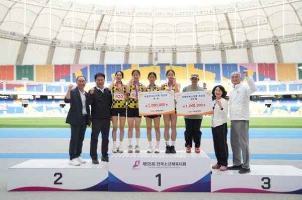 (추가)1.경북교육청, 경기도_서울에 이어 최다 메달 획득 쾌거(꿈과 열정으로 빛난 제55회 전국소년체육대회 값진 결실)(육상)_01.jpg